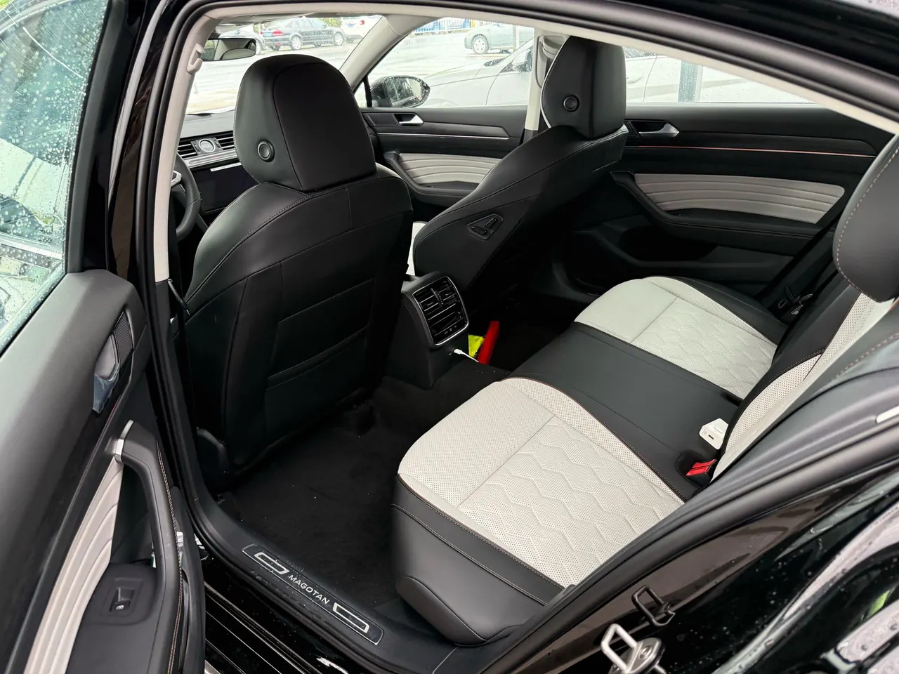 Volkswagen 2026 Magotan 2.0TSI 380TSI 30 million selected luxury automatic gear 3