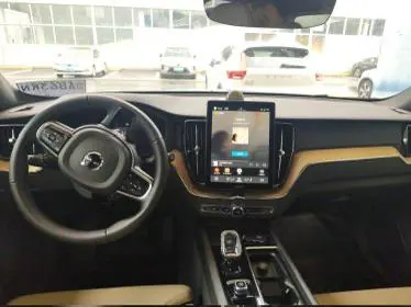 Volvo 2026 XC60 48V 2.0T B5 4WD Zhiyuan Sports Edition Automatic Gear 6