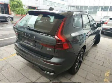 Volvo 2026 XC60 48V 2.0T B5 4WD Zhiyuan Sports Edition Automatic Gear 7