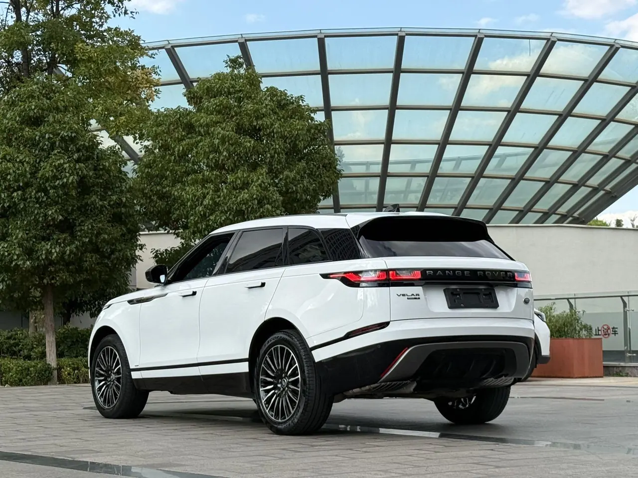 Land Rover Range Rover Star Pulse (Imported) 2020 Range Rover Star Pulse 2.0T P250 R-DYNAMIC S Automatic Gear 9