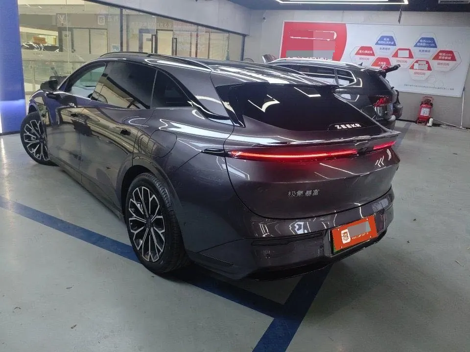 Zeekr 2025 Zeekr 007GT Long Endurance Rear Drive Smart Driving Edition 100kWh Automatic Transmission 3