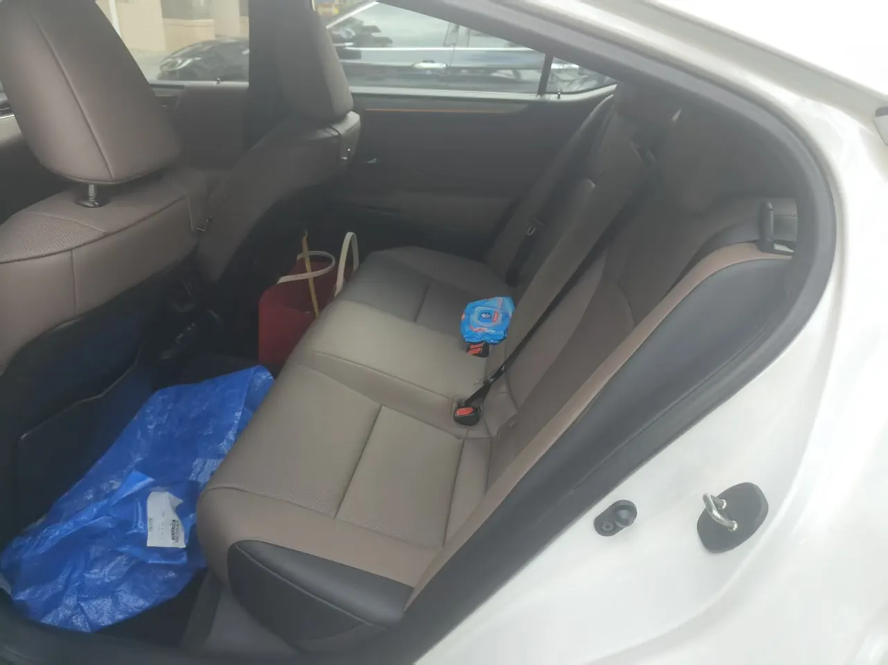 Lexus ES (Imported) 2025 ES200 2.0 Stepless Edition Automatic Gear 6