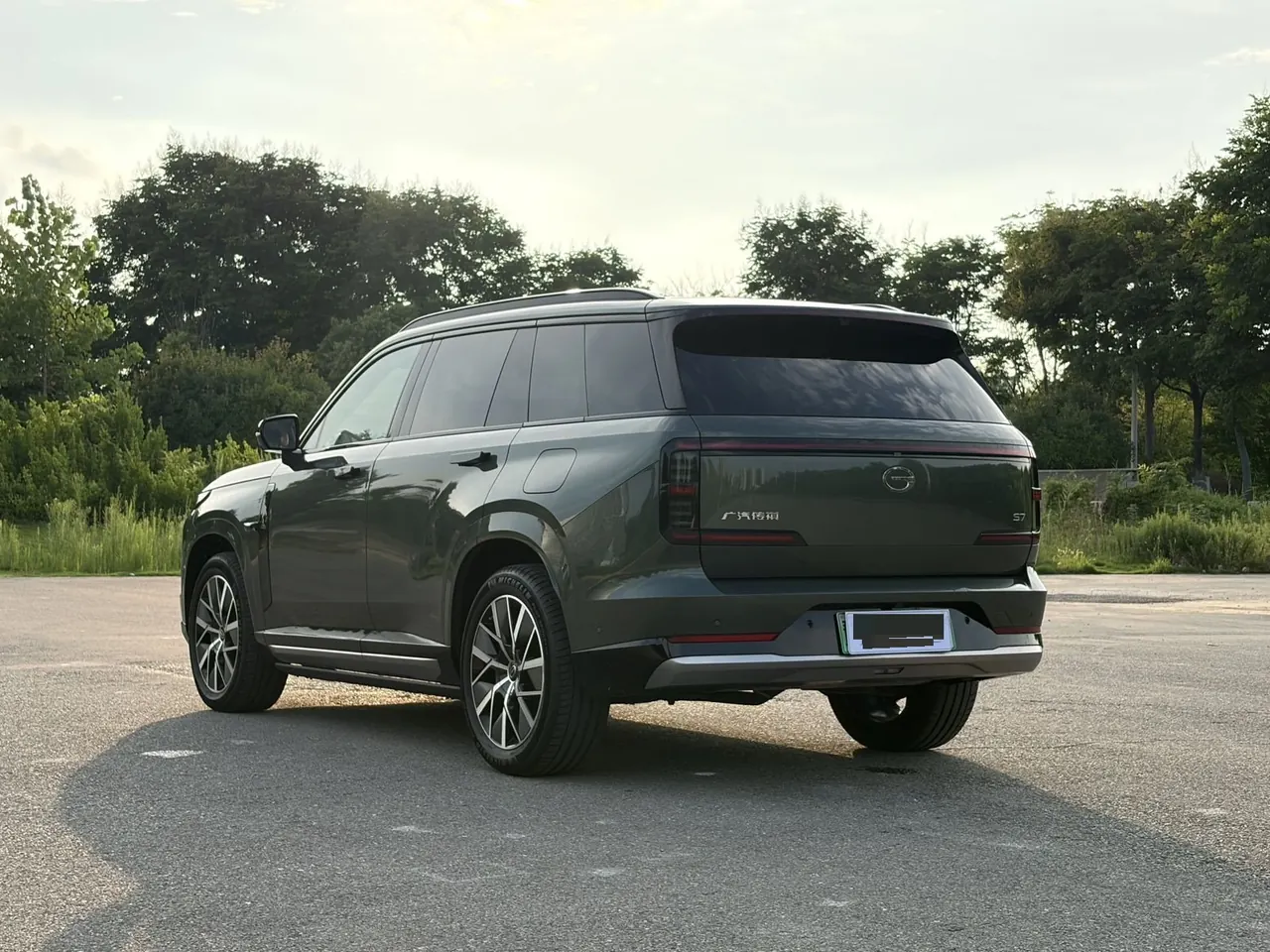 Chuanqi 2025 yearning for S7 1.5T 180km Ultra 4-wheel drive laser Radar version automatic gear 5