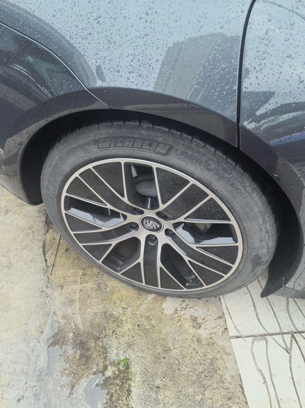 Porsche Taycan (Imported) 2020 Taycan Taycan Automatic 7