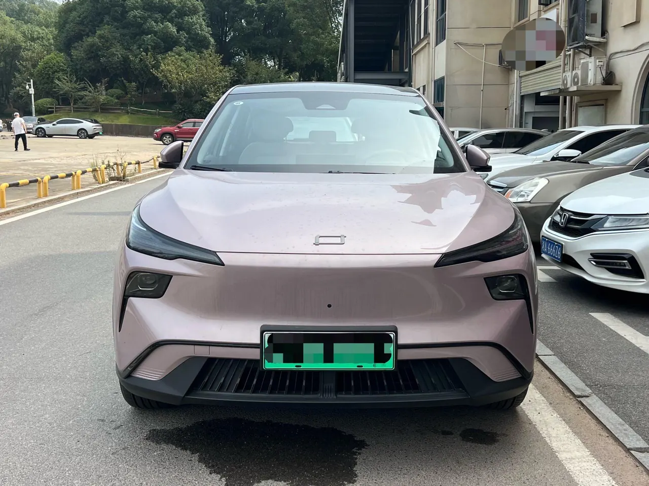 Bestune 2025 Yueyi 03 565km Premium Edition Automatic Gear 2