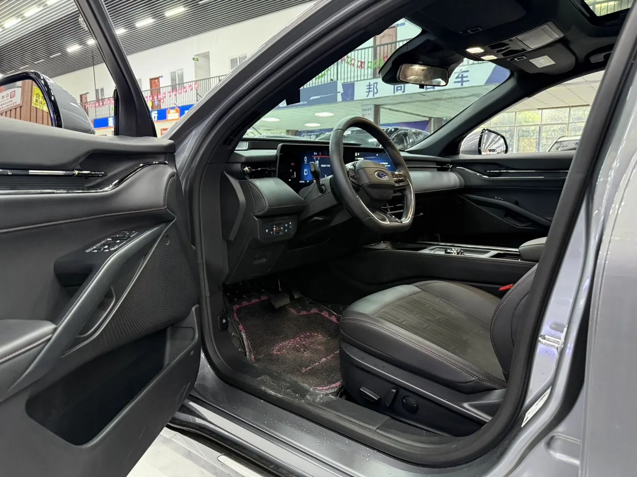Ford 2025 Mondeo 1.5T EcoBoost Shuya Automatic Gear 3