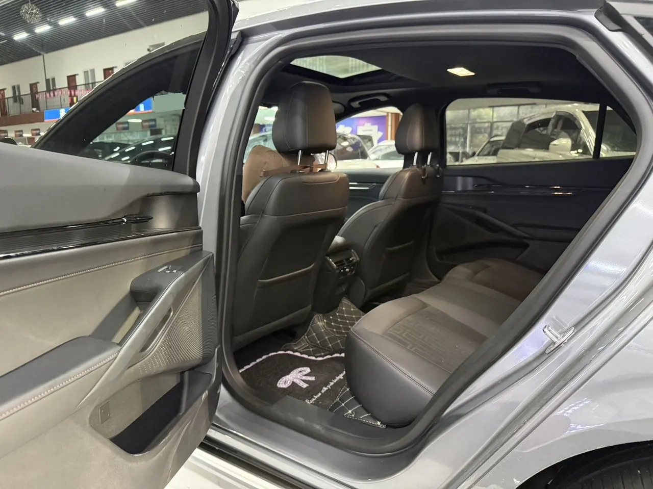 Ford 2025 Mondeo 1.5T EcoBoost Shuya Automatic Gear 4