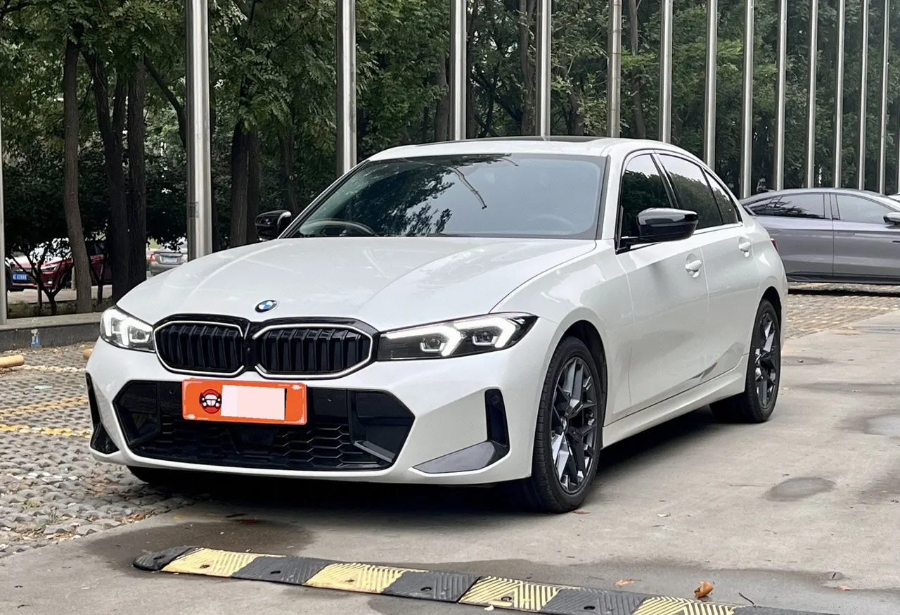 Open image lightbox: BMW 3 Series 2025 330Li 2.0T M Sports Obsidian Night Suit Automatic Gear