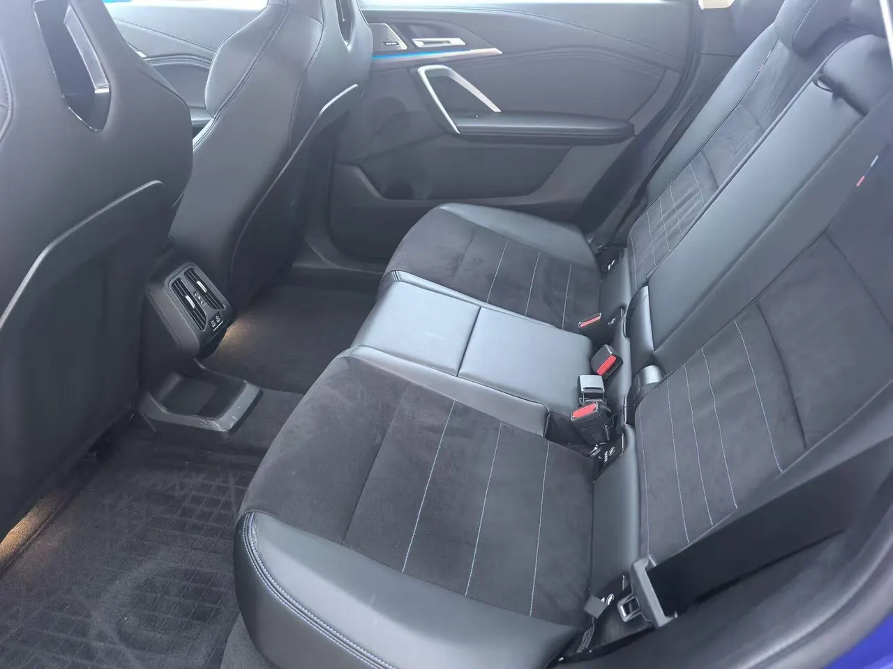 BMW 2025 iX1 eDrive25L eDrive25L m sports suit automatic gear 8