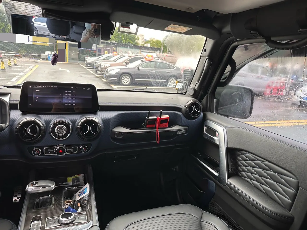 Beijing 2021 BJ40 2.0T four-wheel drive blade hero version chivalrous automatic gear 10