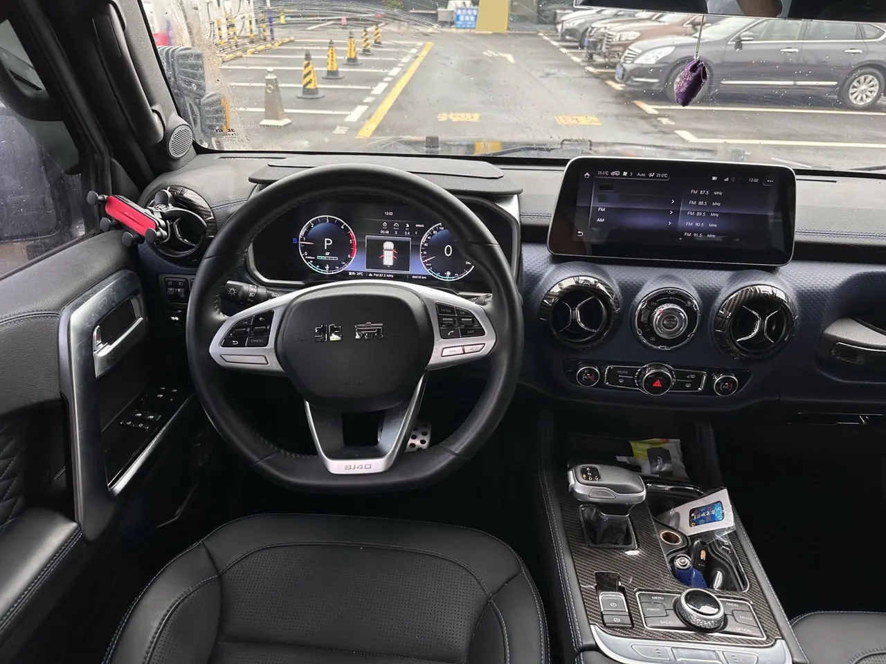 Beijing 2021 BJ40 2.0T four-wheel drive blade hero version chivalrous automatic gear 9