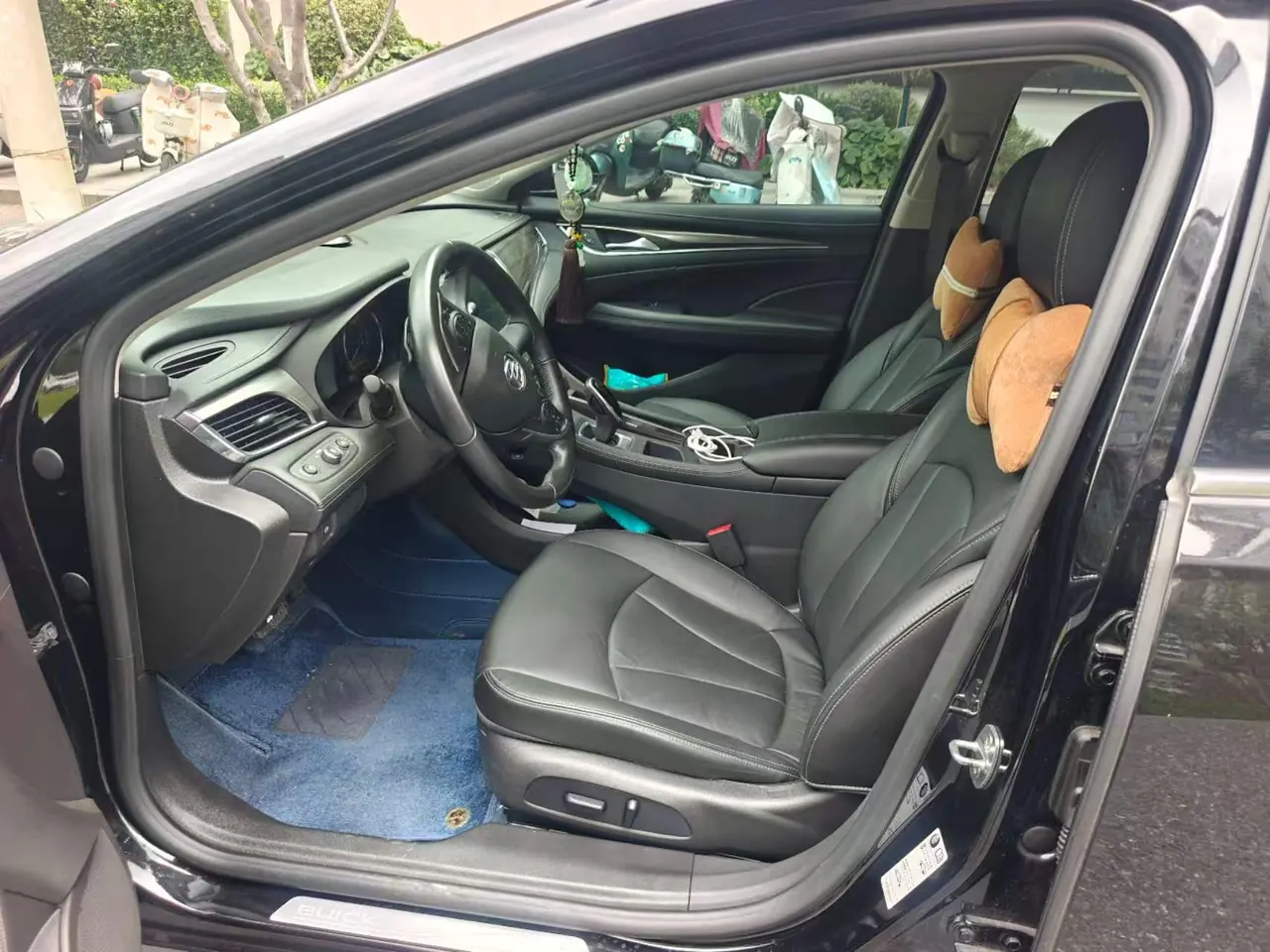 Buick 2020 LaCrosse 2.0T 652T Luxury Automatic 3