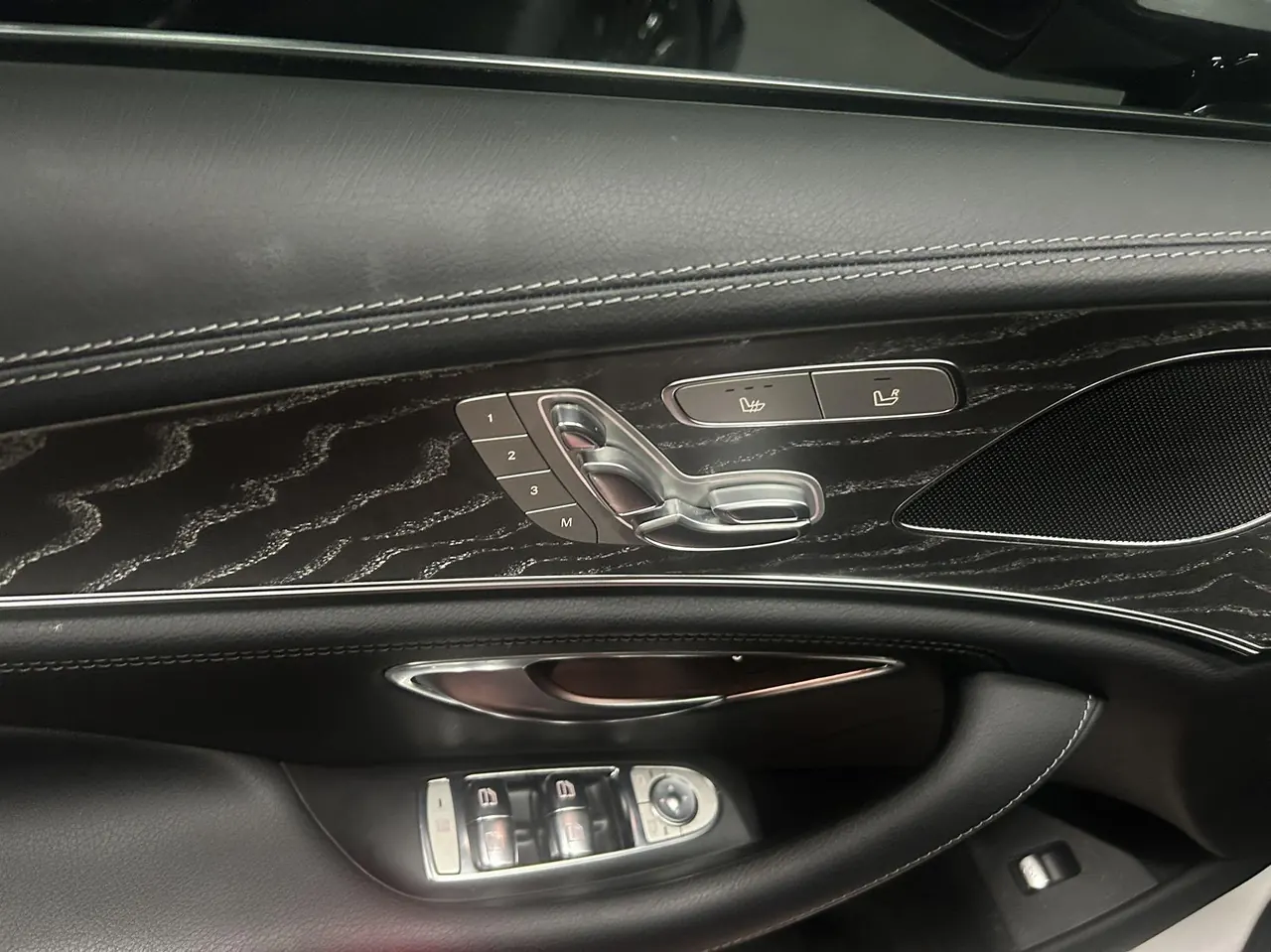 Mercedes Benz CLS (Imported) 2020 CLS 300 2.0T Dynamic Automatic Gear 3