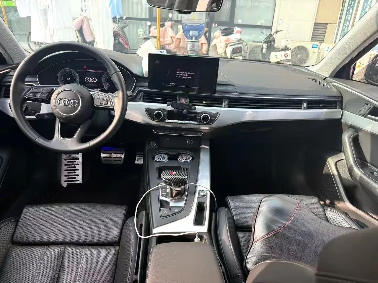 Audi 2020 A4L 2.0TFSI 40TFSI Fashion Elegant Automatic 5