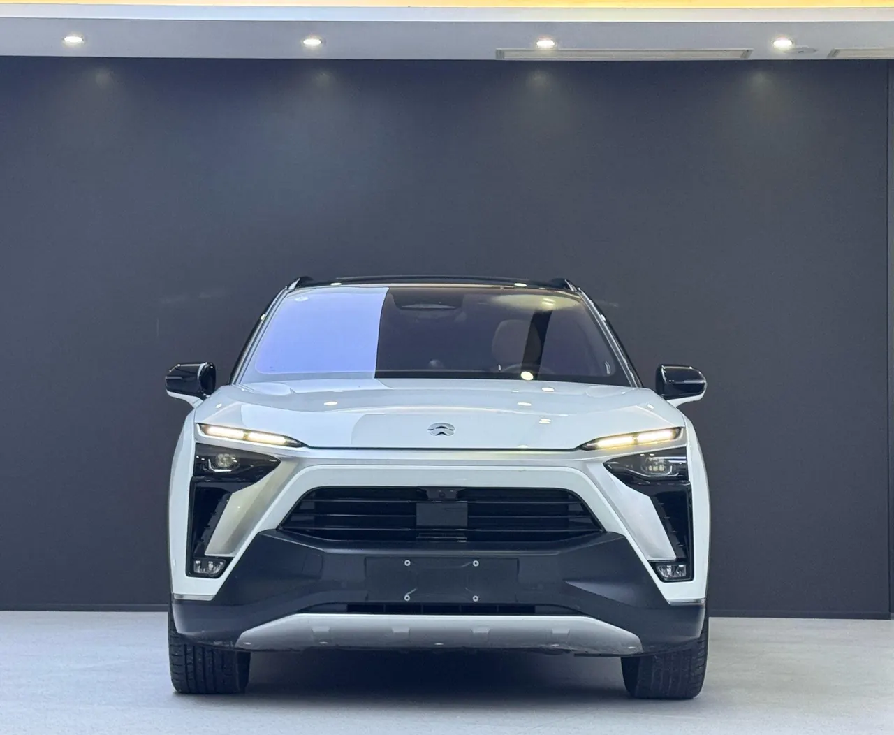 NIO 2020 ES8 Signature Edition 580KM 6-seat Automatic Gear 3
