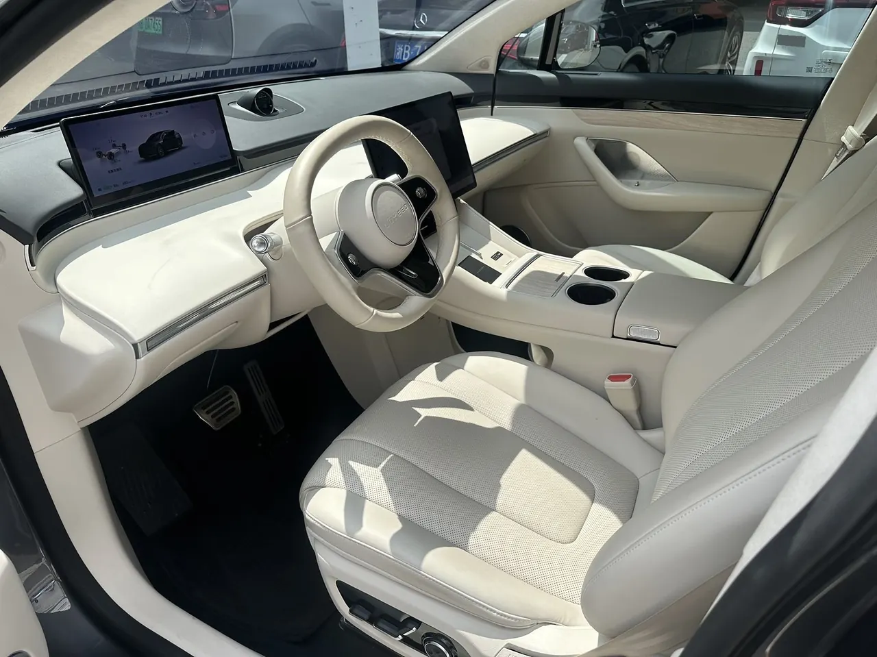 Intellectual 2024 R 7 802km Max Automatic Gear 2