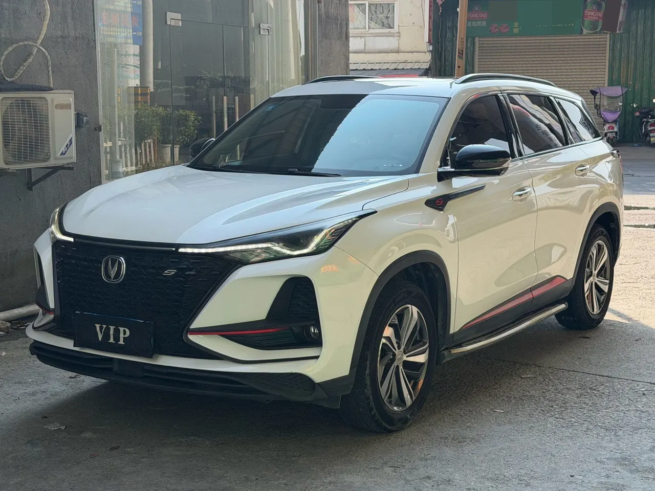 Open image lightbox: ChangAn 2020 CS75 PLUS 1.5T Luxury Automatic Gear