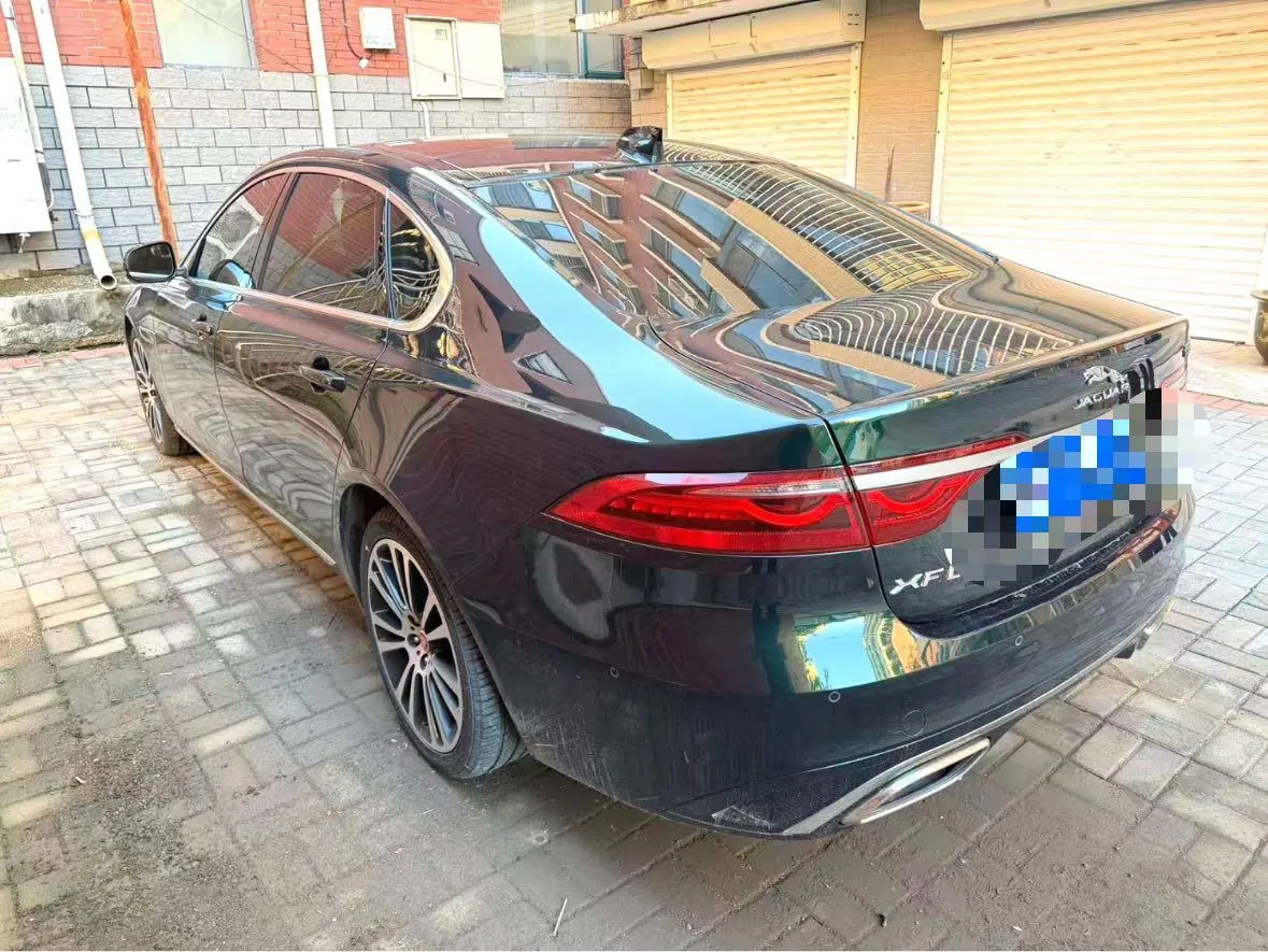 Jaguar 2024 XFL 2.0T P 12500.00g Drive Enjoy Deluxe Edition Automatic Gear 6