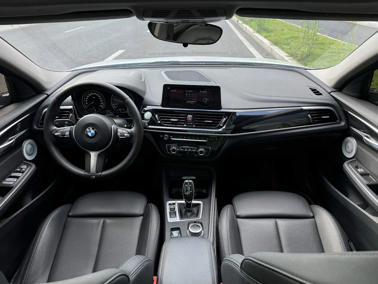 BMW 1 Series 2021 120i 1.5T M Sport Night Edition (facelift) Automatic 5