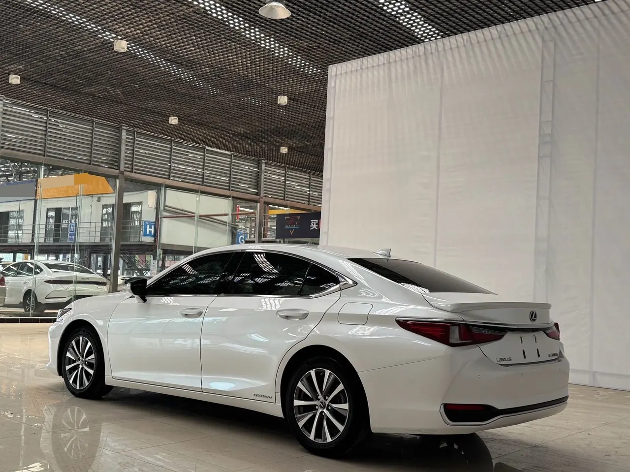 Lexus ES (Imported) 2020 ES300h 2.5 Stepless Excellence Edition Automatic Gear 7