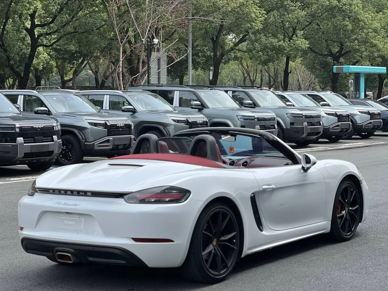 Porsche 718 (Imported) 2020 718 Boxer 2.0T Automatic 9