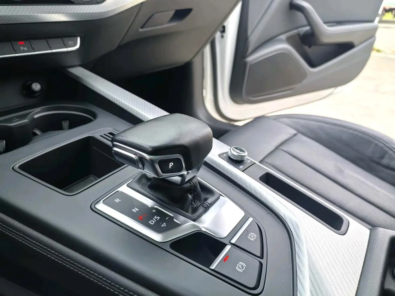 Audi 2020 A4L 2.0TFSI 40TFSI Fashion Elegant Automatic 11