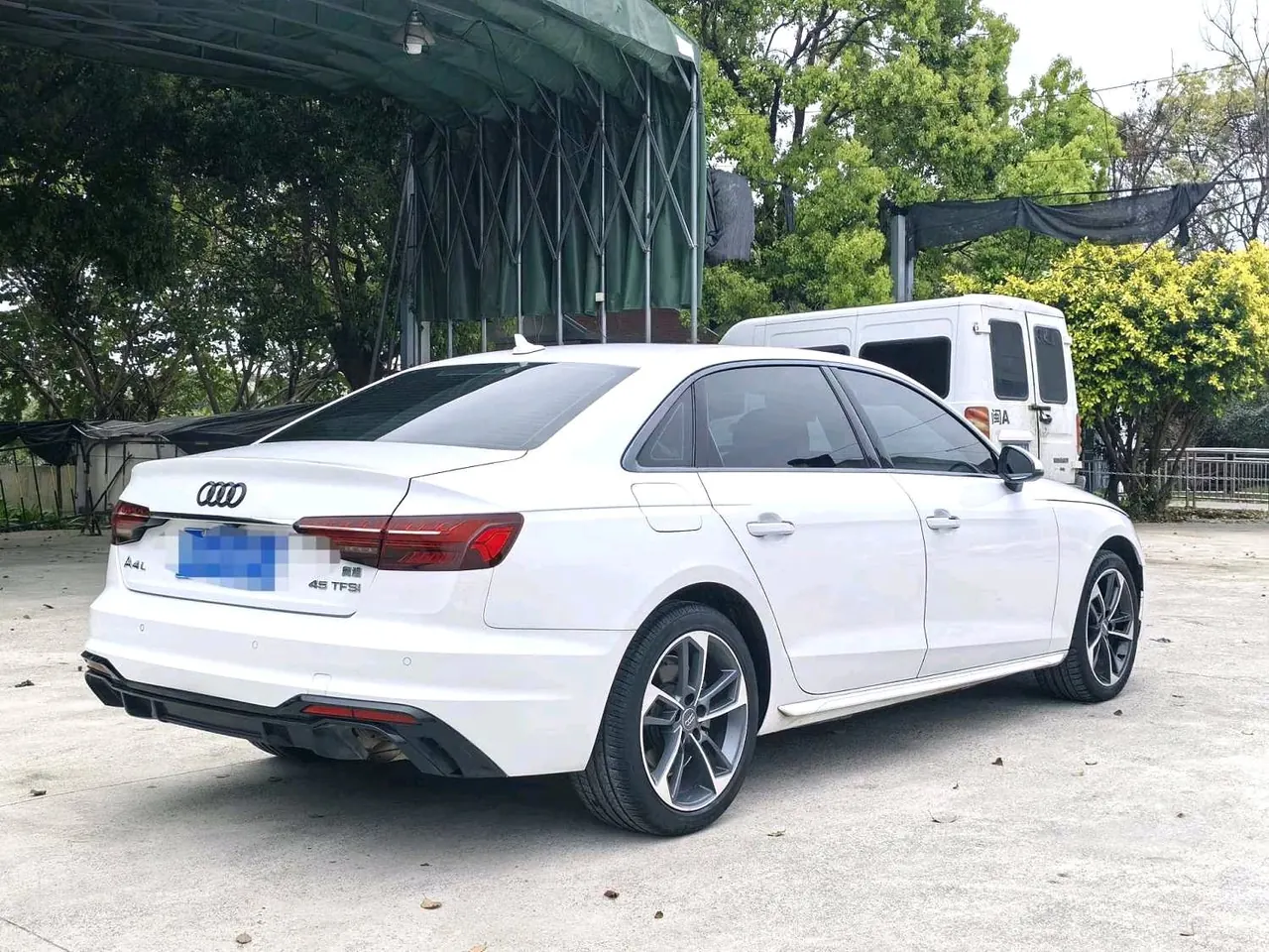 Audi 2020 A4L 2.0TFSI 40TFSI Fashion Elegant Automatic 5