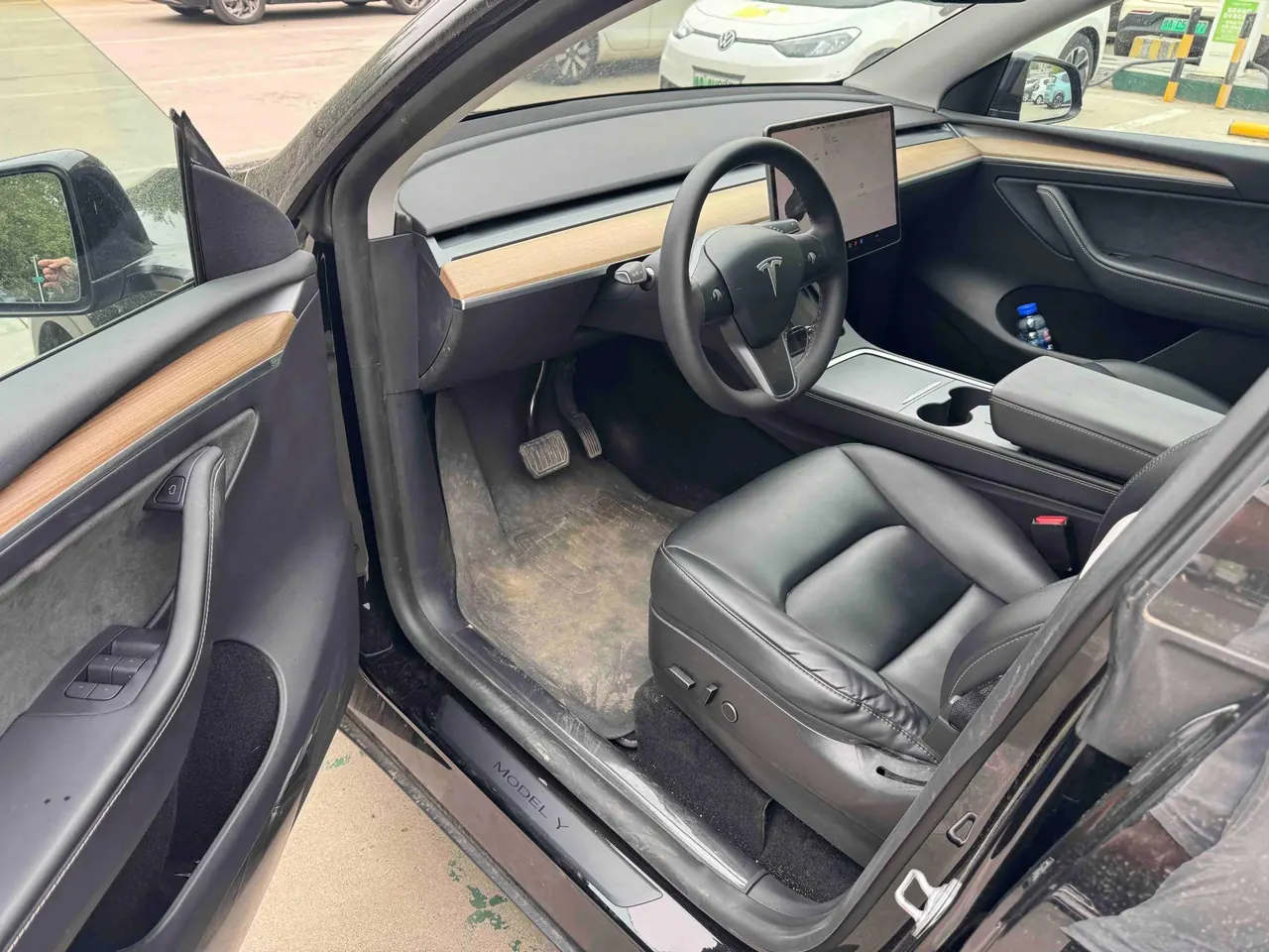 Tesla 2021 Model Y Standard Endurance Rear Drive Automatic Gear 3