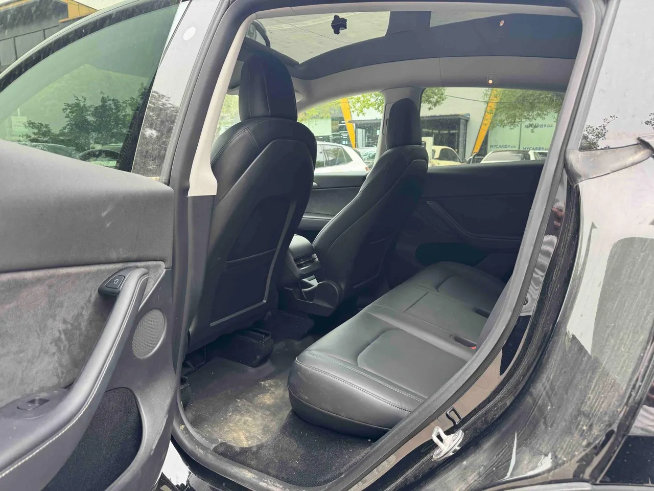 Tesla 2021 Model Y Standard Endurance Rear Drive Automatic Gear 4