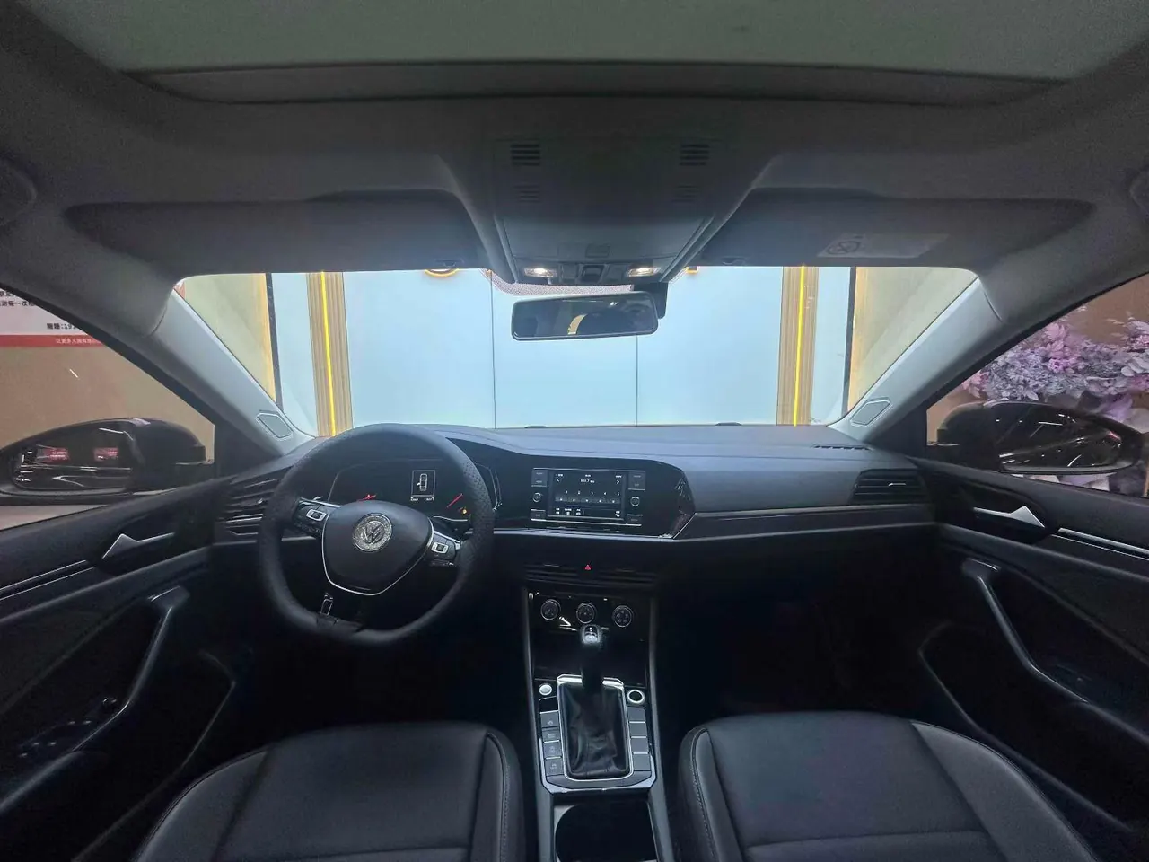 Volkswagen 2020 Sagitar 1.2TSI 200TSI Comfortable Automatic 2