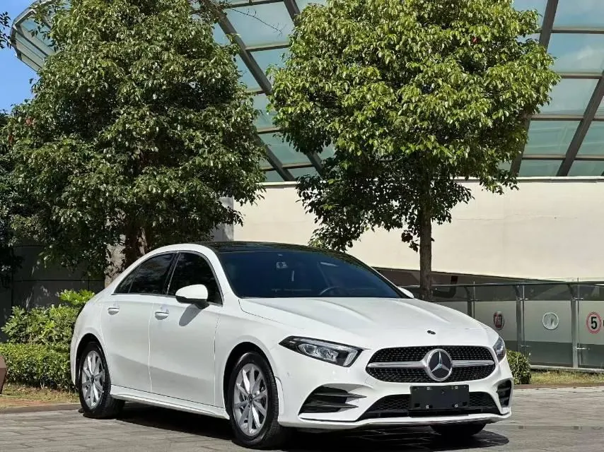 Mercedes Benz Class A 2020 A 200 L 1.3T Fashion (Modified) Automatic Gear 3
