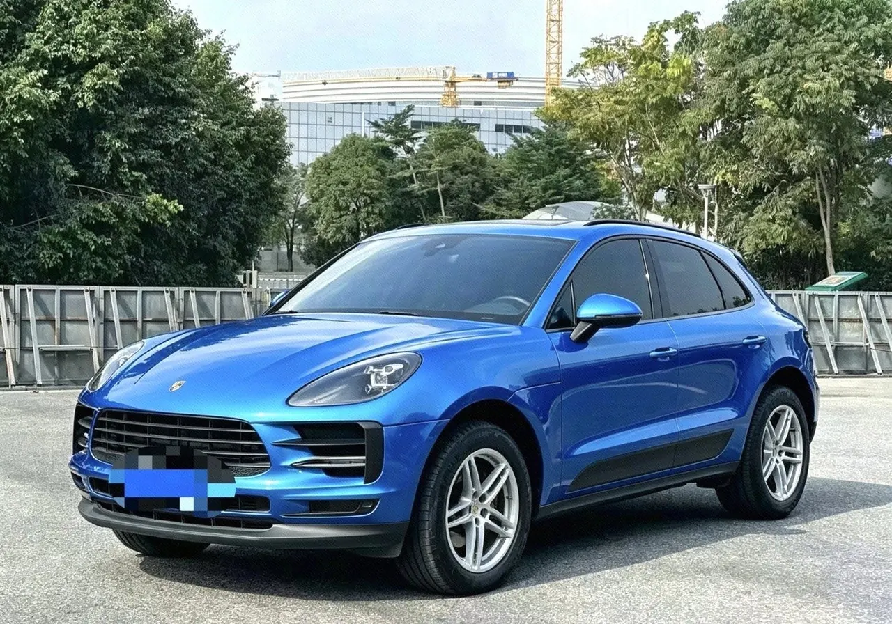 Открыть галерею: Porsche Macan (Imported) 2020 Macan 2.0T Automatic Gear