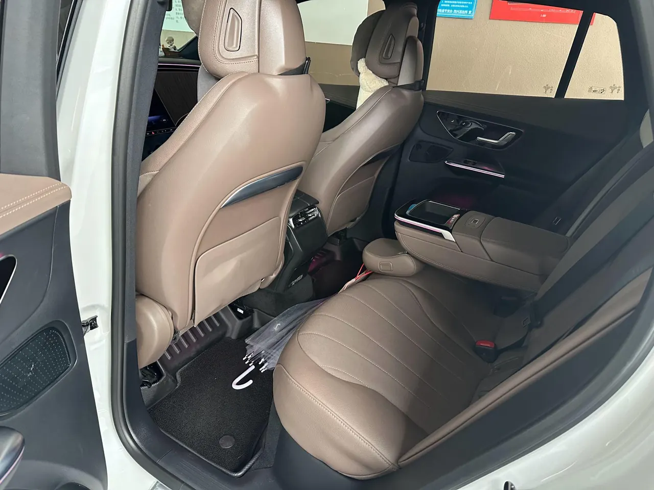 Mercedes Benz 2023 EQE SUV 350 4MATIC EQE SUV 350 4MATIC Pioneer Edition Automatic 4