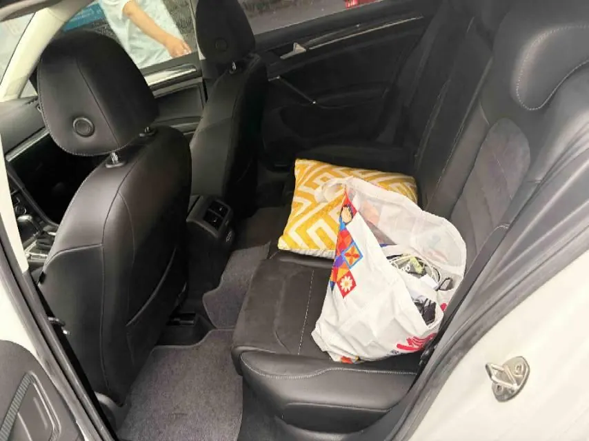 Volkswagen 2020 Golf 7 1.4TSI 280TSI Beloved Edition Deluxe Automatic 3