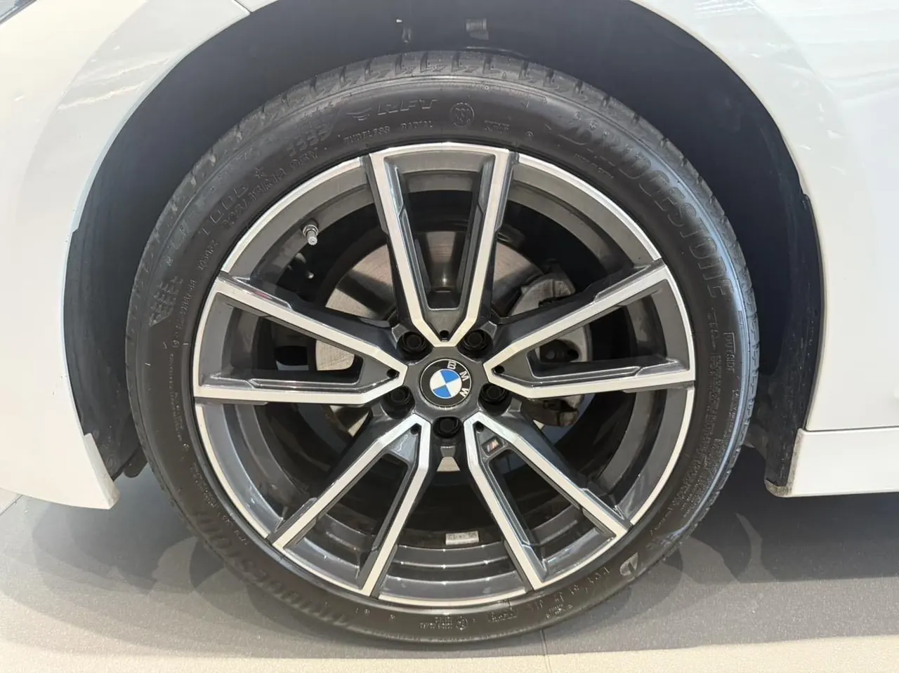 BMW 3 Series 2023 320Li 2.0T M Sports Suit Automatic Gear 14