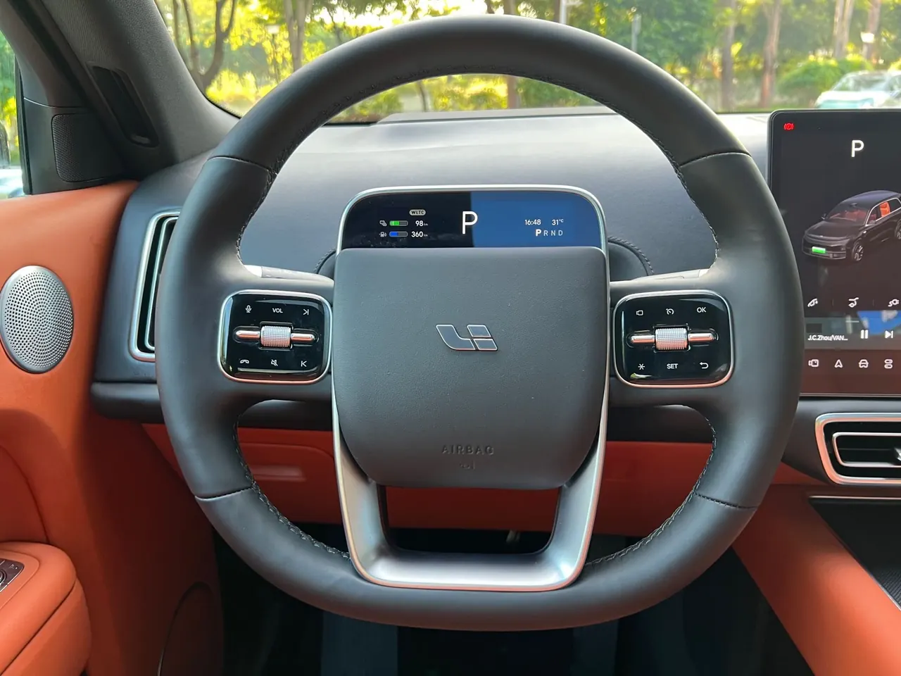 Li 2022 L9 1.5T Max Edition Automatic Gear 13