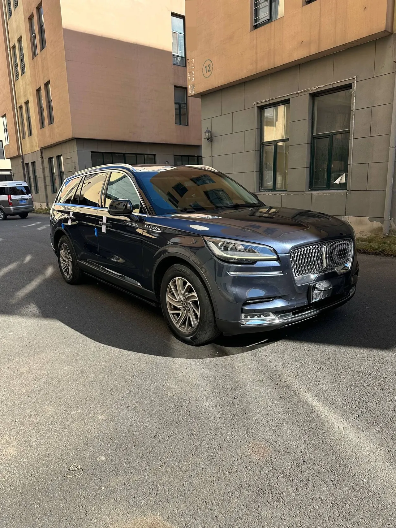 Lincoln 2020 Aviator 3.0T V6 4-wheel Drive Premium Edition Automatic Gear 3