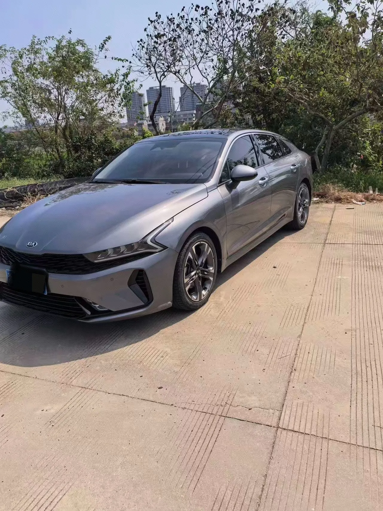 Kia 2020 K5 Keku 1.5T 270T CVVD Deluxe Edition Automatic Gear - View 1