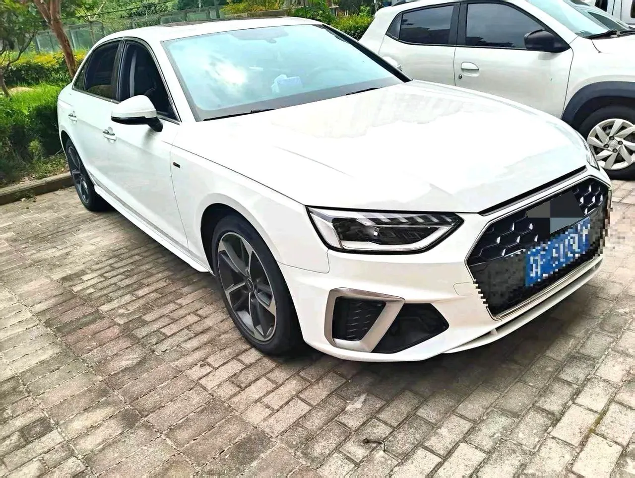 Audi 2020 A4L 2.0TFSI 40TFSI Deluxe Dynamic Automatic 2