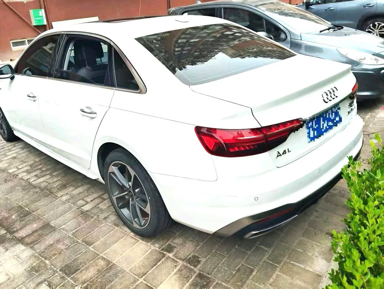 Audi 2020 A4L 2.0TFSI 40TFSI Deluxe Dynamic Automatic 4