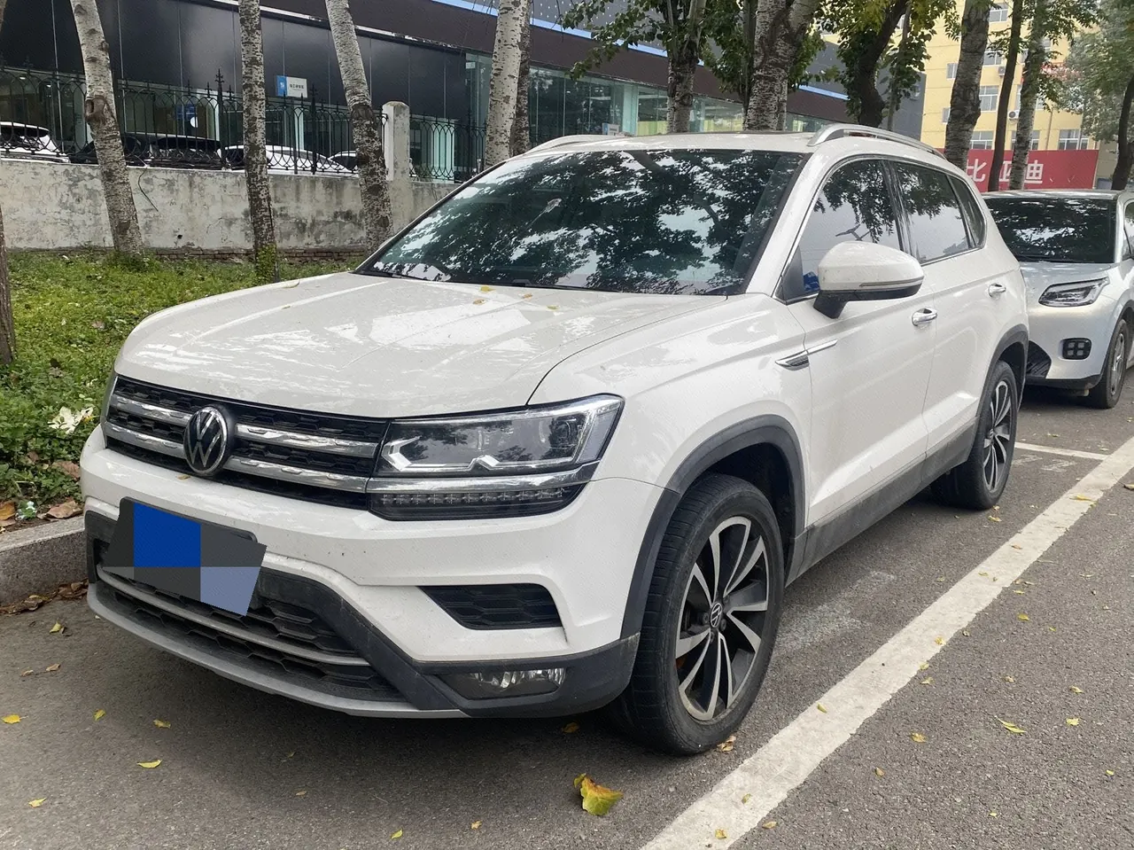 Open image lightbox: Volkswagen 2022 Tuyue 2.0TSI 330TSI Four-wheel Drive Deluxe Automatic Gear