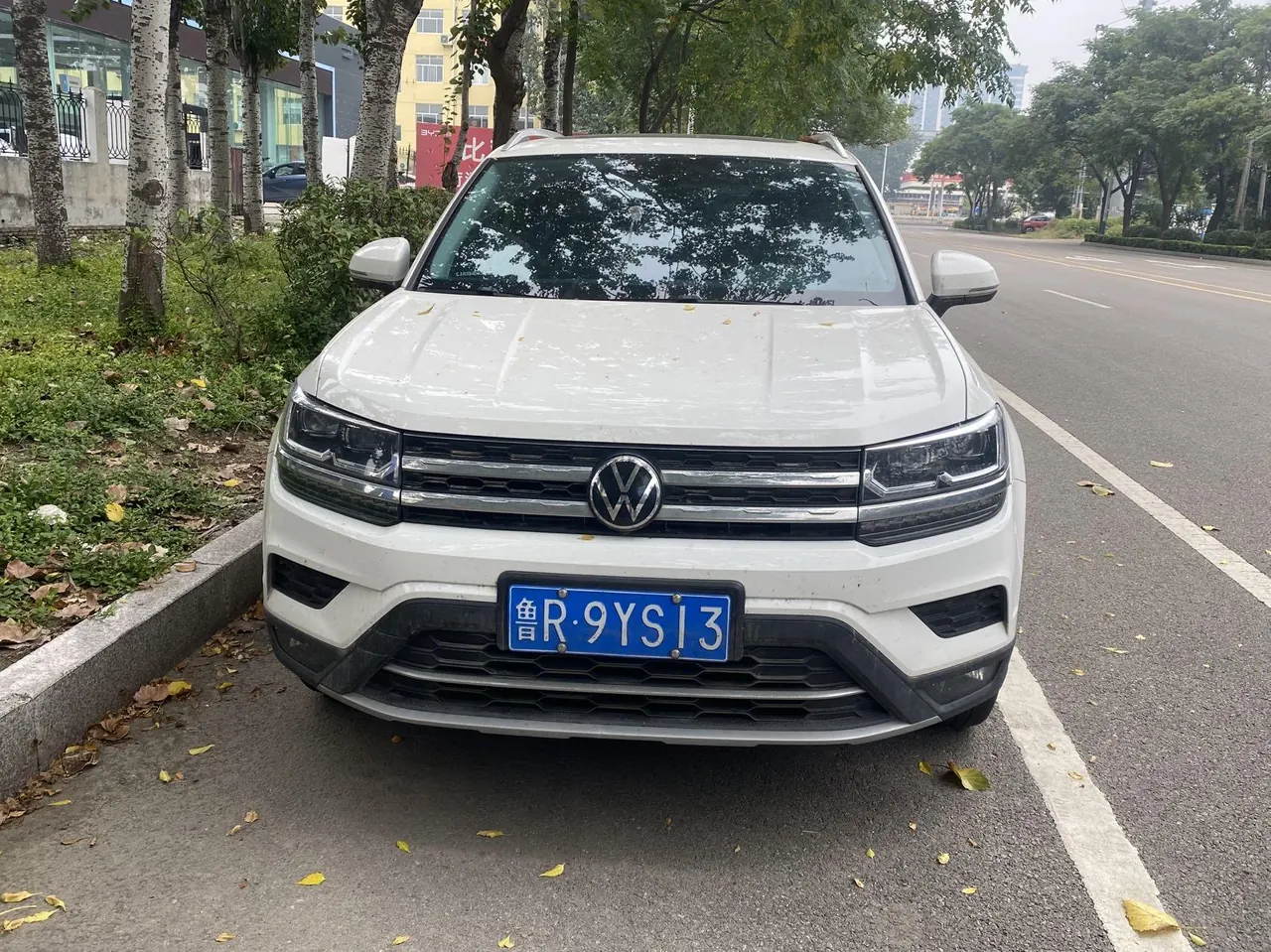 Volkswagen 2022 Tuyue 2.0TSI 330TSI Four-wheel Drive Deluxe Automatic Gear 2