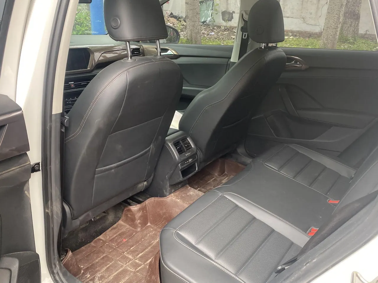 Volkswagen 2022 Tuyue 2.0TSI 330TSI Four-wheel Drive Deluxe Automatic Gear 4