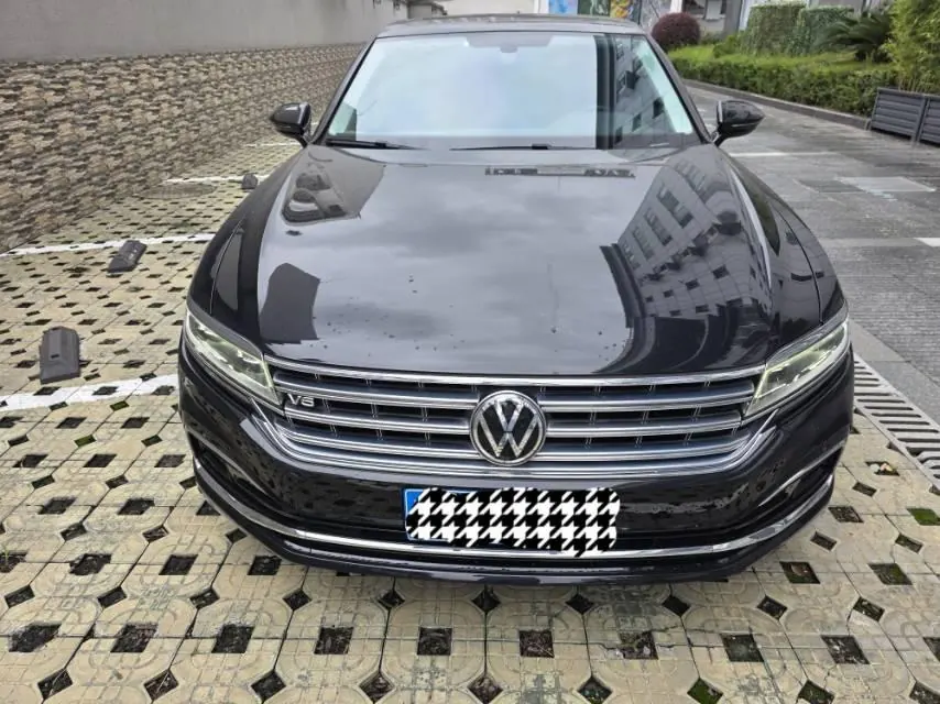Volkswagen 2021 Huiang 2.0TSI 380TSI Deluxe Edition Automatic Gear 2