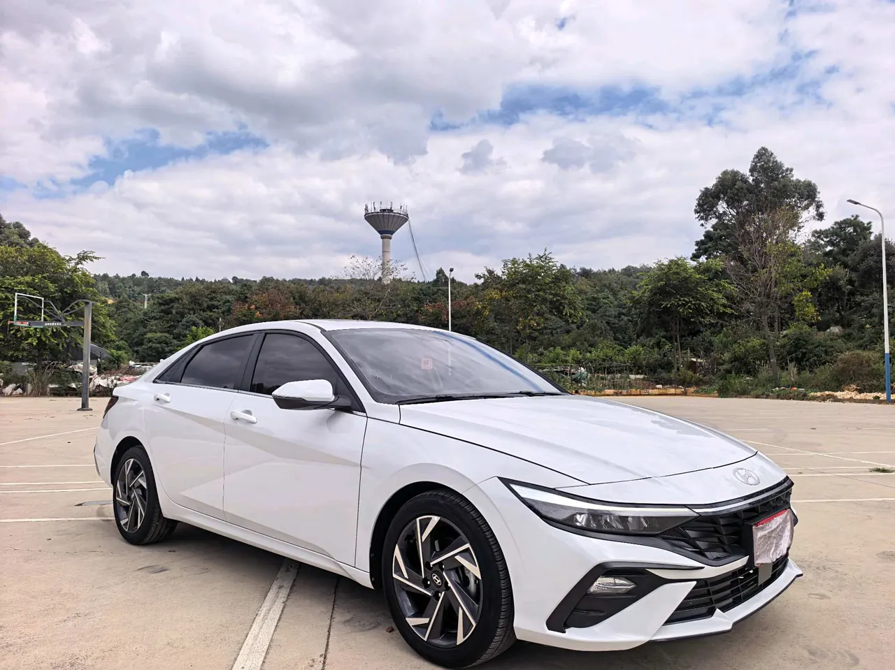 Hyundai 2023 Elantra-sedan 1.5 stepless GLX elite automatic gear 3