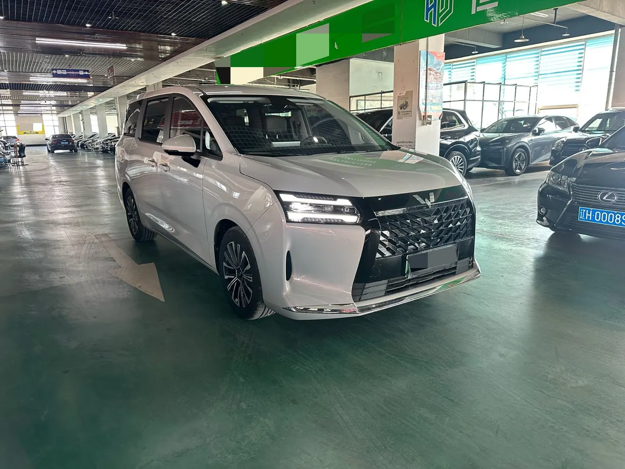 WuLing 2026 Starlight 730 1.5 Stepless 125km Exclusive Automatic Transmission 3