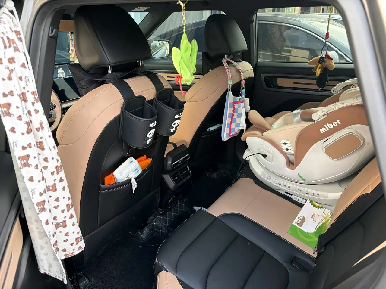 Geely 2023 icon 1.5TD chocolate alcohol version automatic gear 6