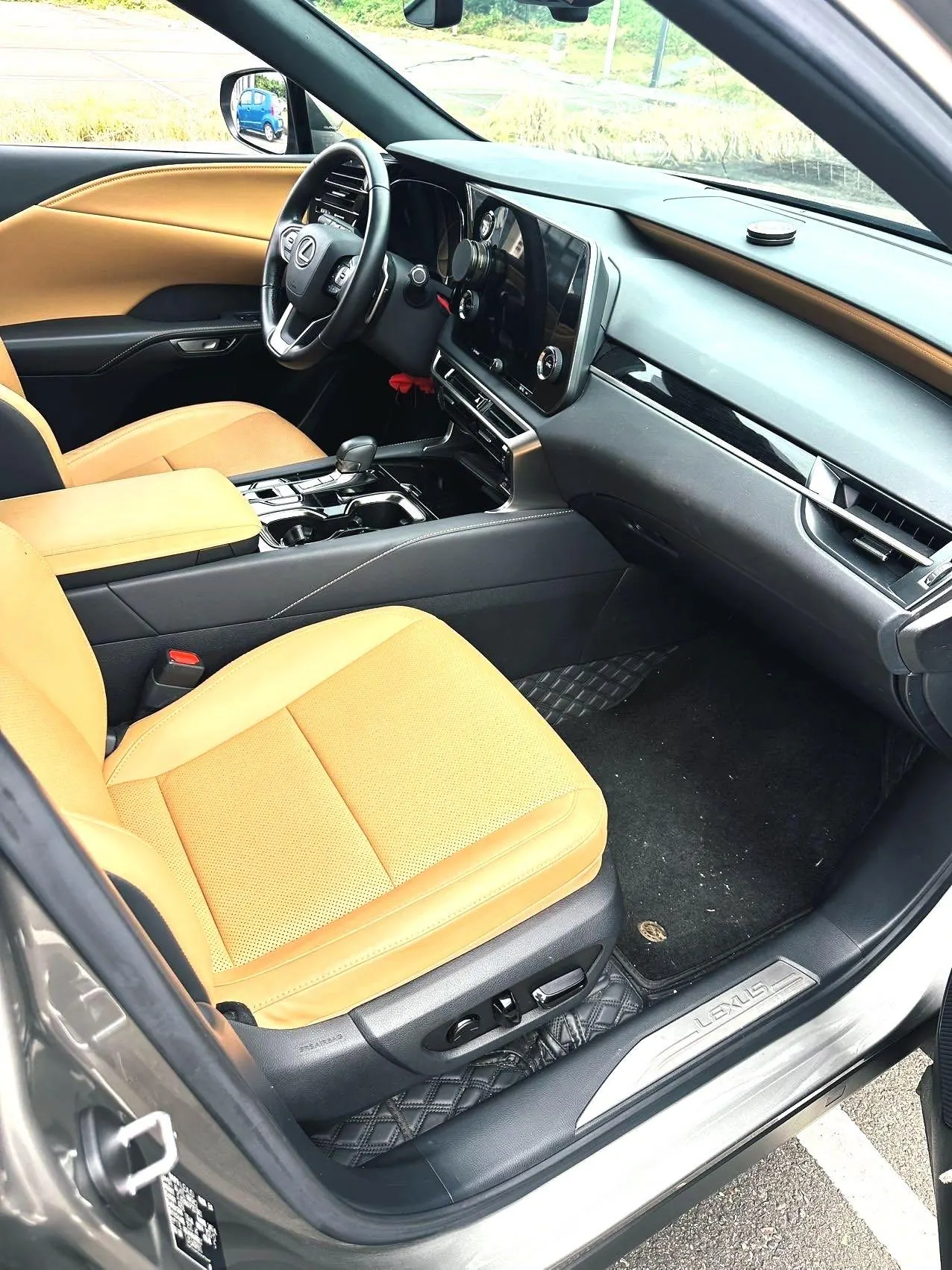 Lexus RX (Imported) 2023 RX350h 2.5 Stepless Two-Drive Pleasant Edition Automatic Gear 4