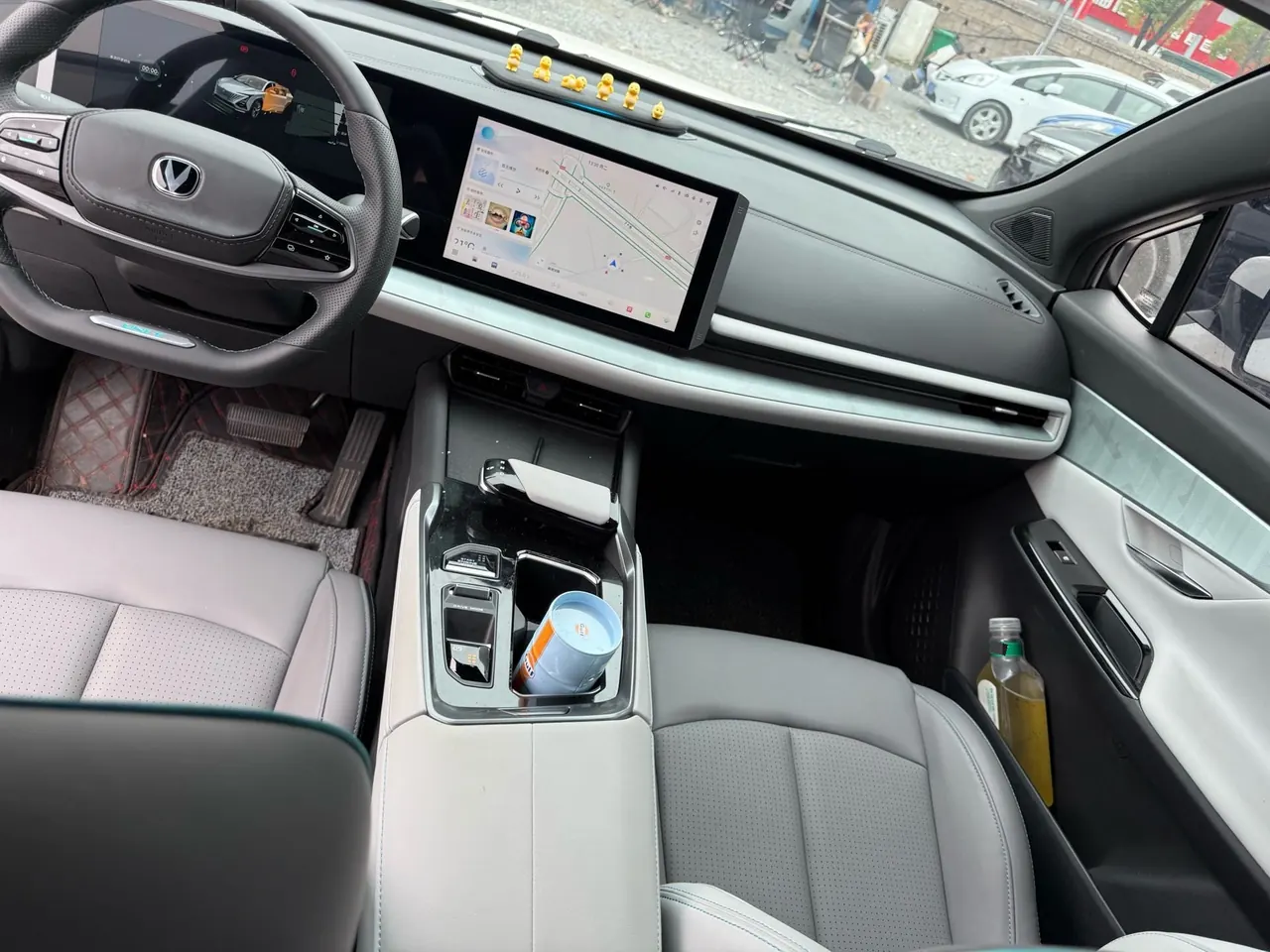 ChangAn 2023 UNI-T 1.5T honorable automatic gear 3