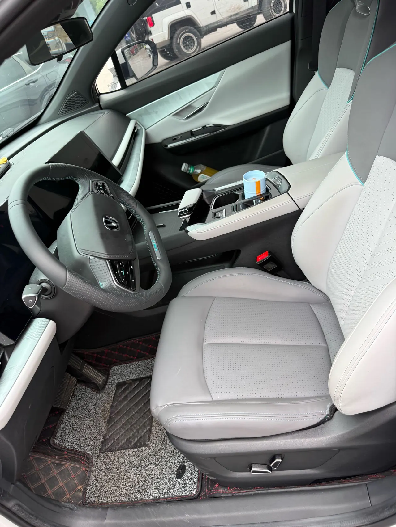 ChangAn 2023 UNI-T 1.5T honorable automatic gear 5